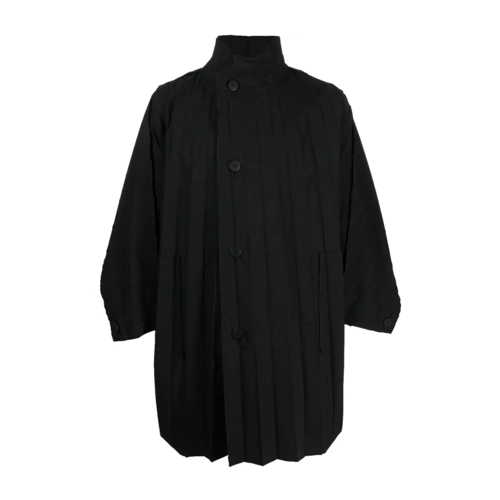 Black Pleated Buttoned Coat