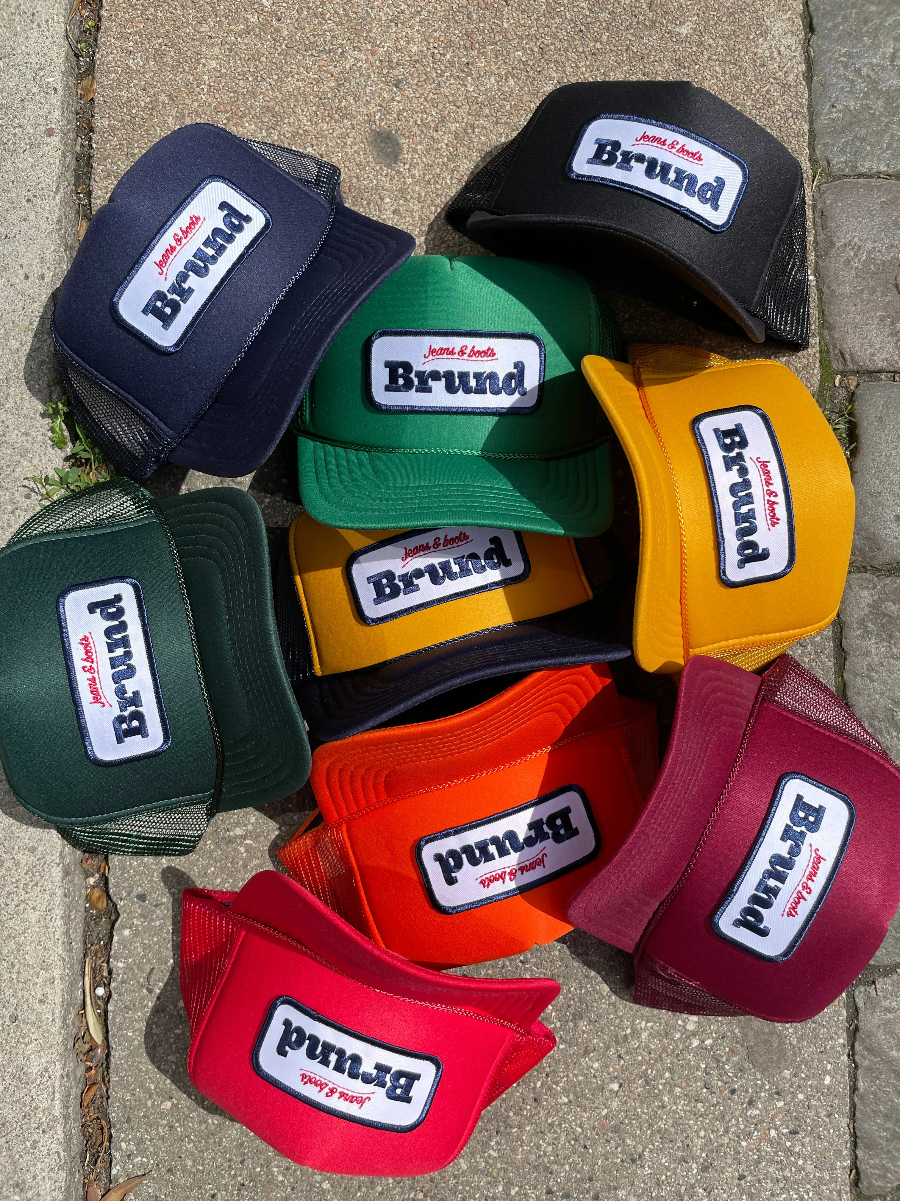 Brund - Olive Logo Mesh Cap