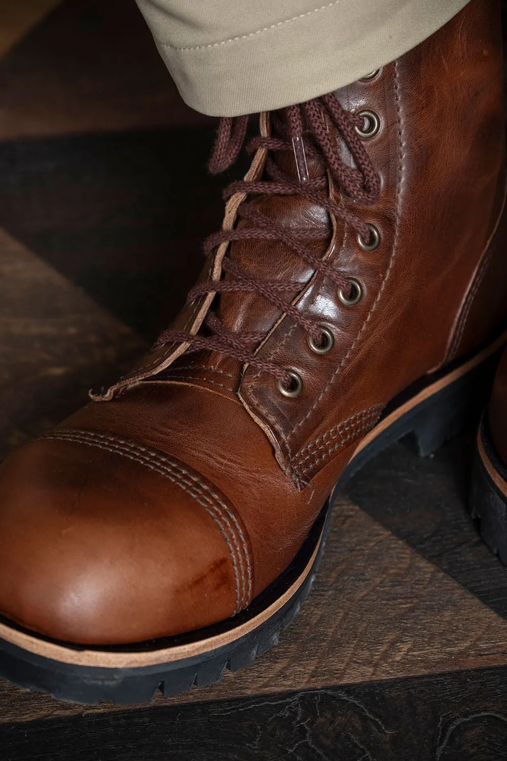 Derby Footwear Boots in Dark Tan