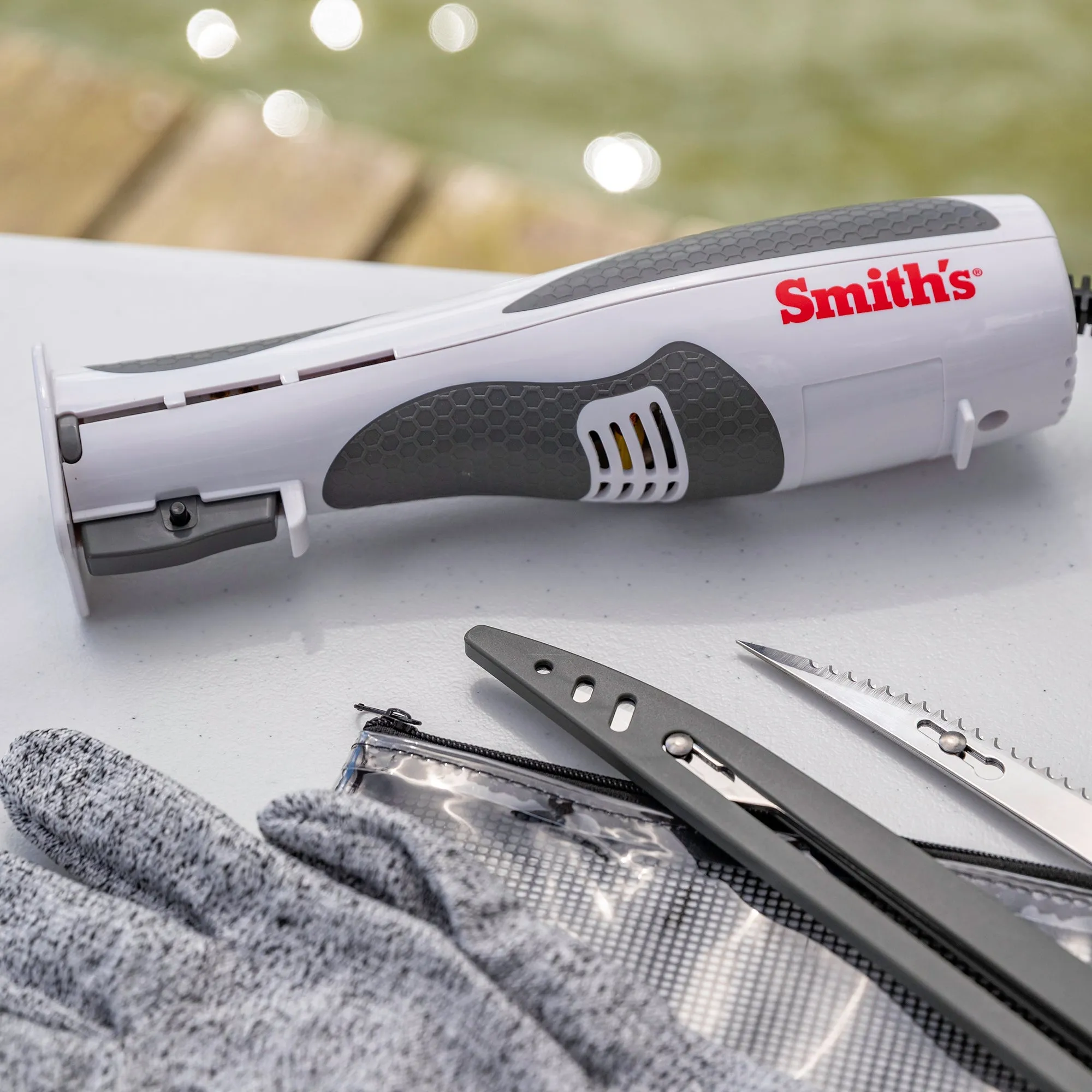 Electric Fillet Knife by Smith Company