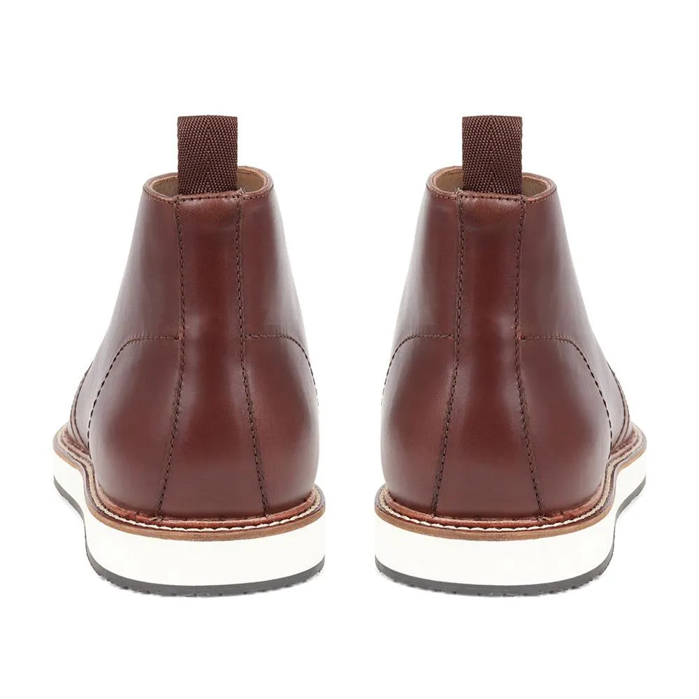 Ezra Leather Chukka Boots - Product Code 324 393