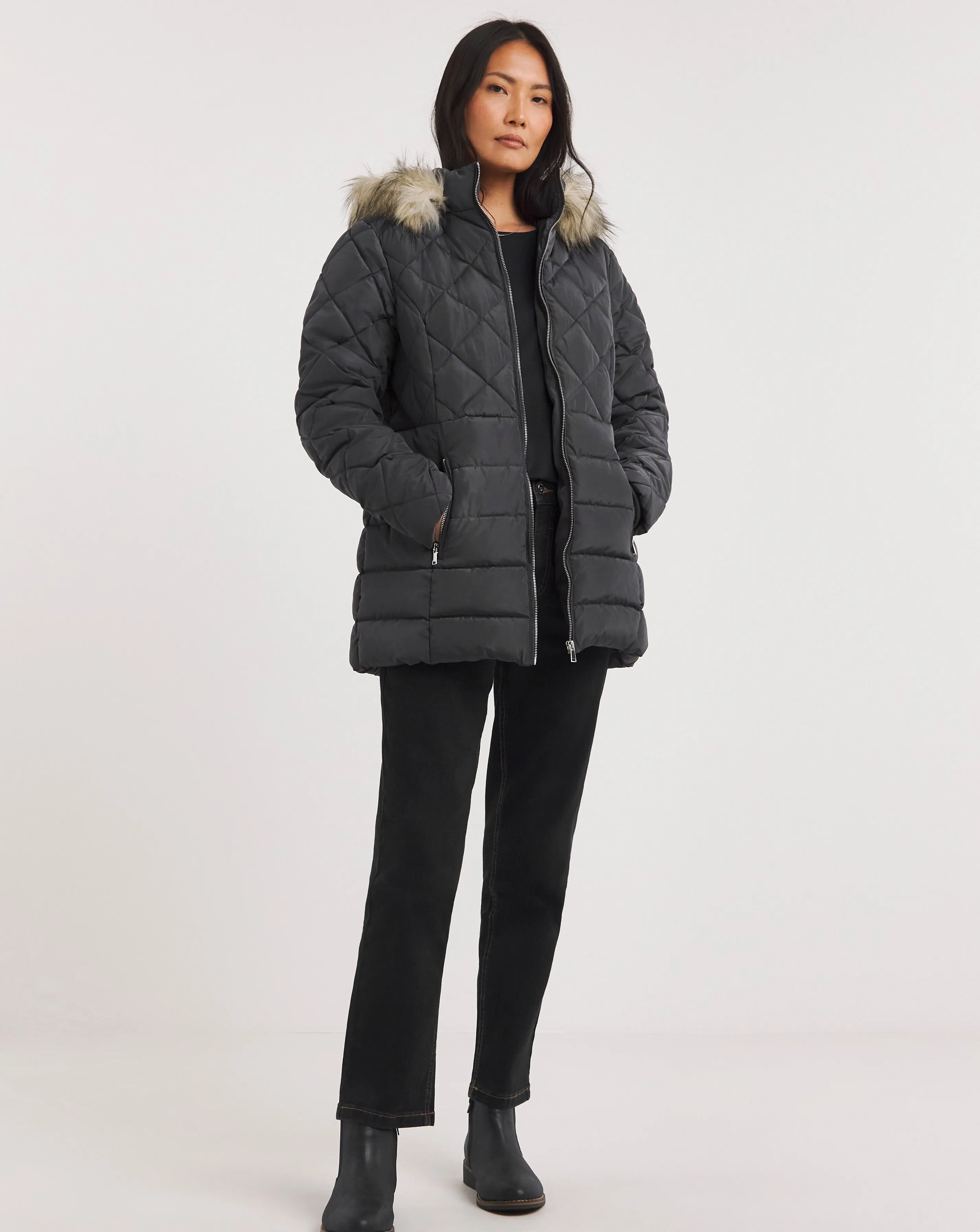 Julipa Padded coat with mixed quilt and fur trim