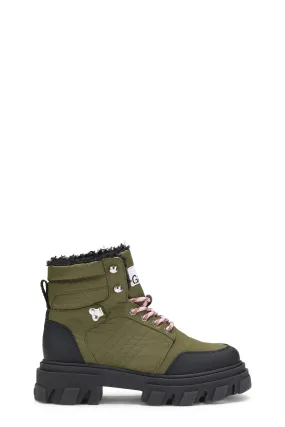 Lace-up Boots for Hiking