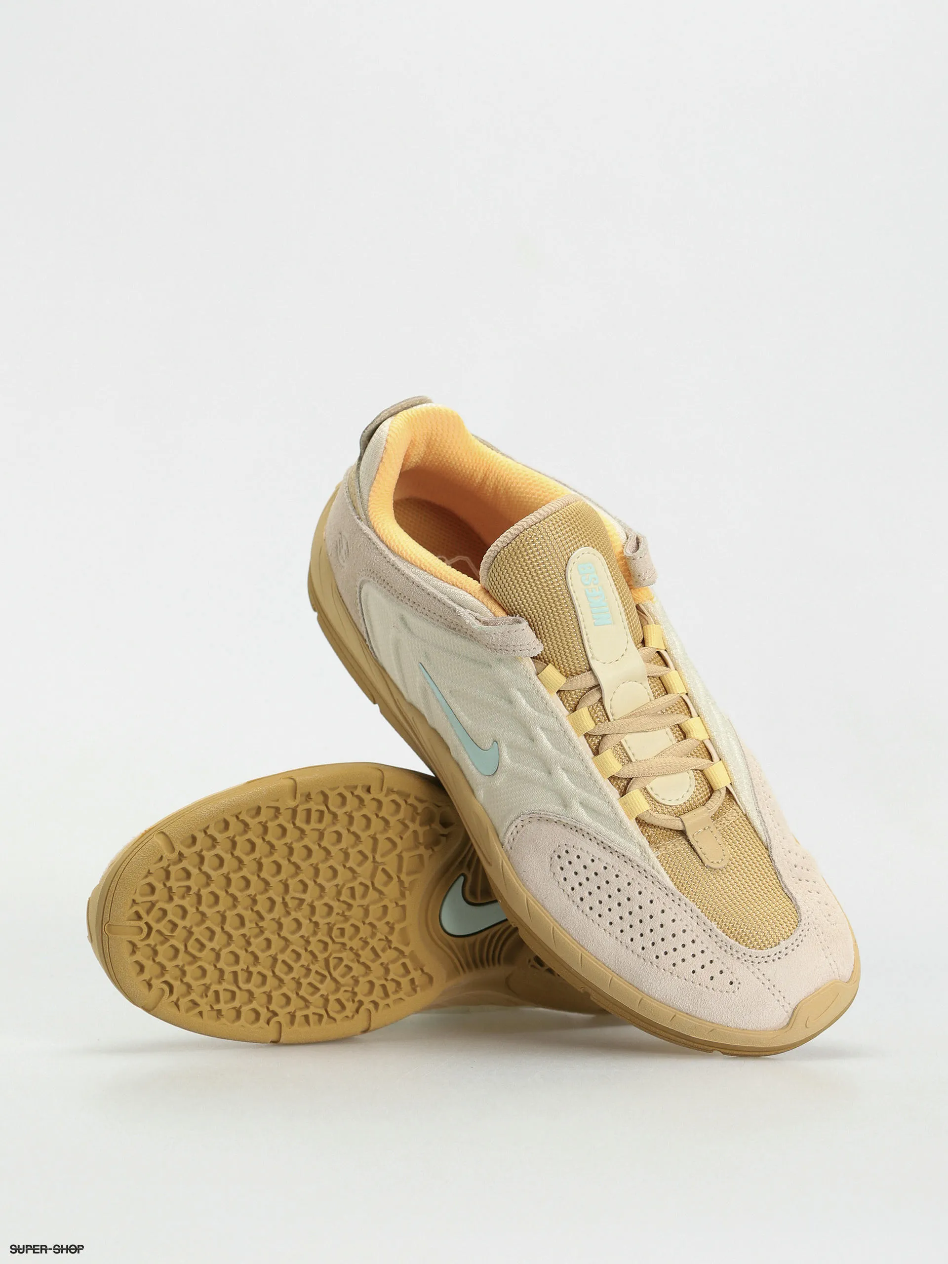 Nike SB Vertebrae Te Shoes (coconut milk/jade ice sesame flt gold)