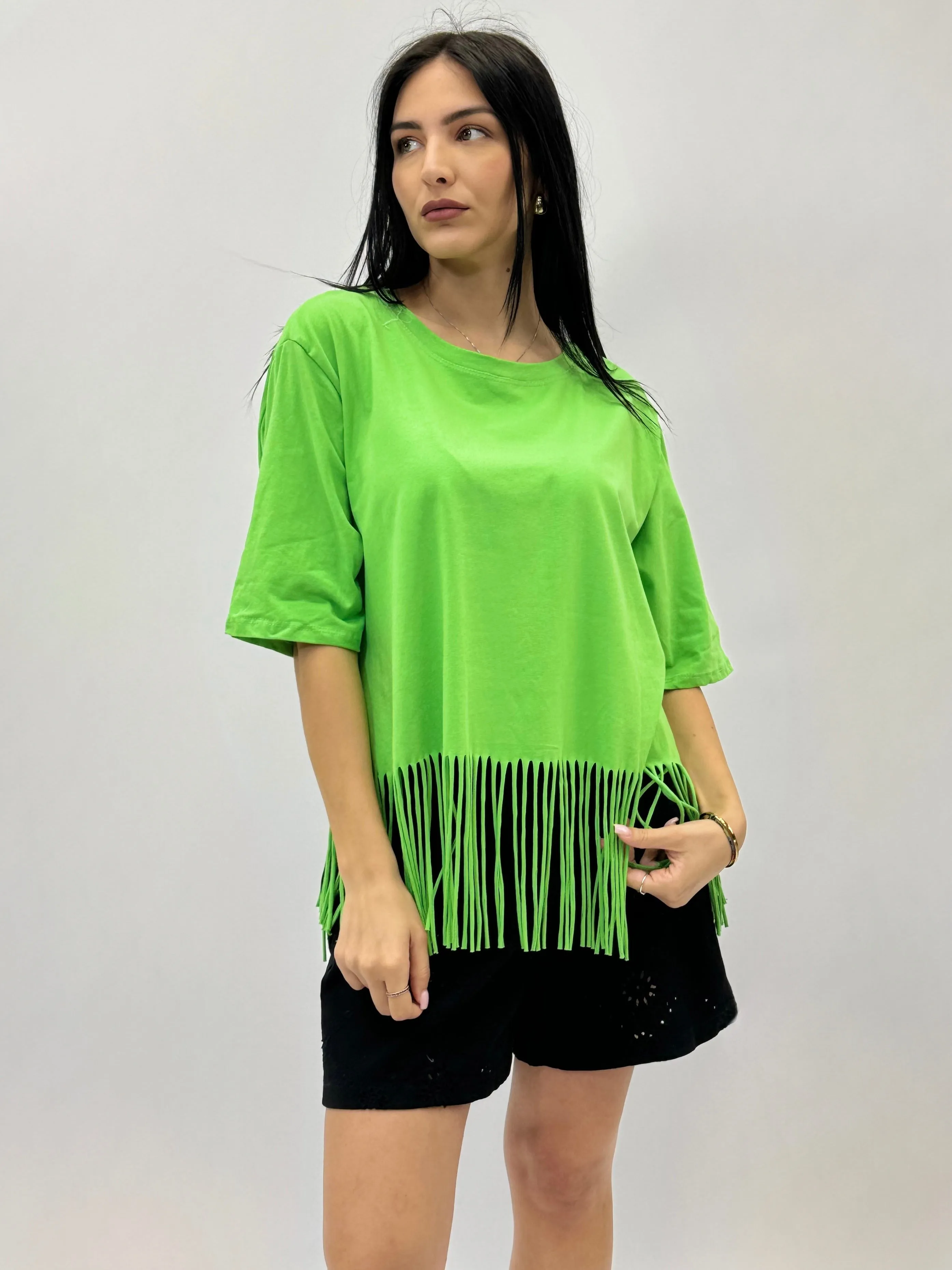 Solid color t-shirt with fringe