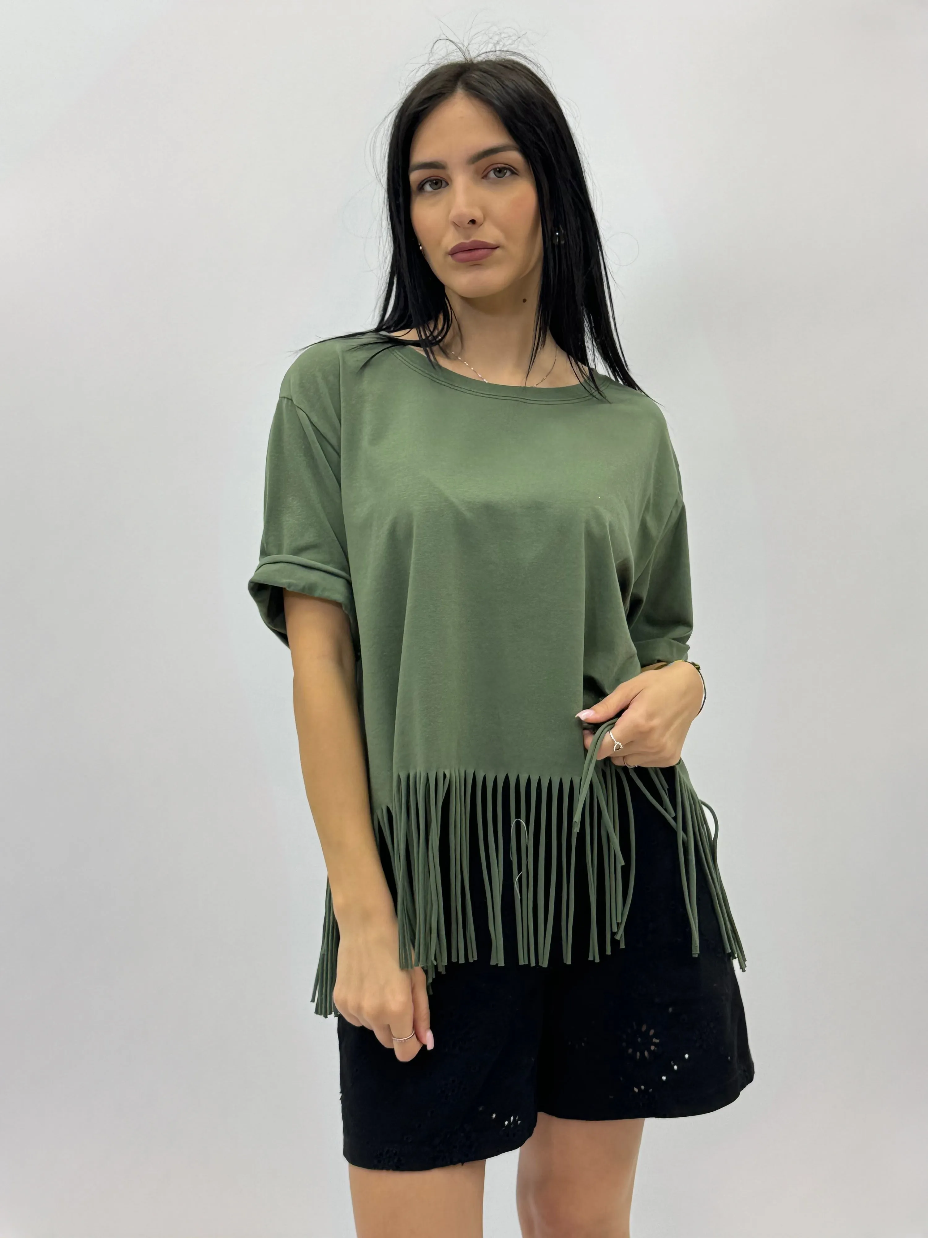 Solid color t-shirt with fringe