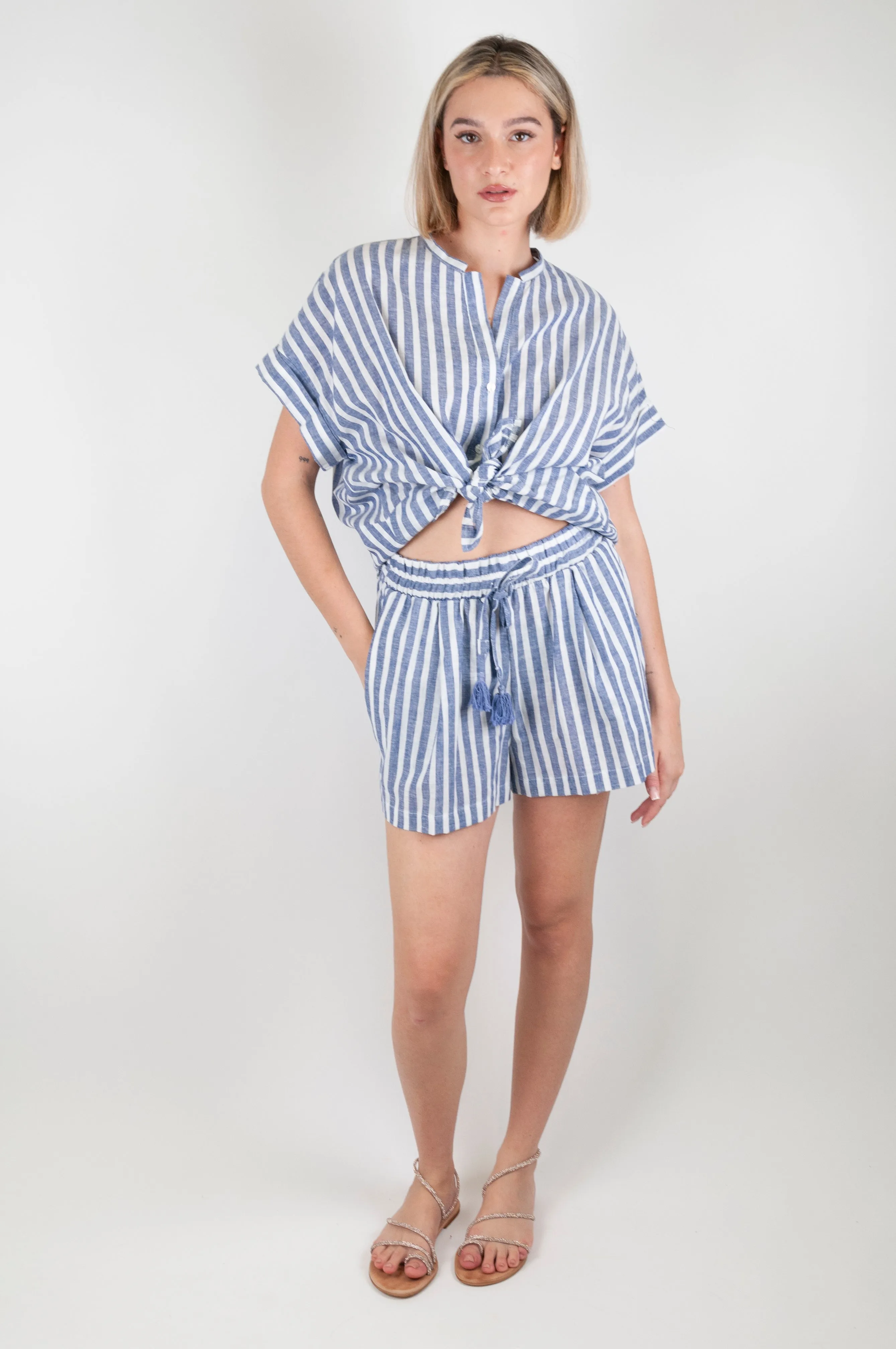 Tensione in Shorts: Striped Linen Blend Shorts with Drawstring