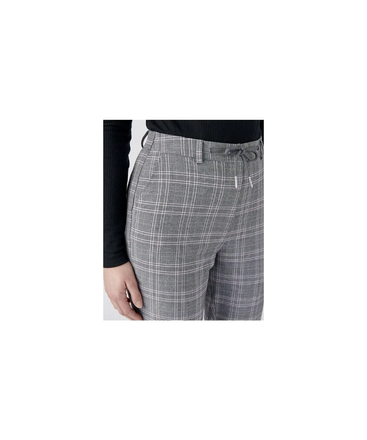 Check Trousers Tie-waist Detail